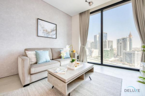Modern 1BR Oasis in Prime Location, Book Now by Deluxe Holiday Homes